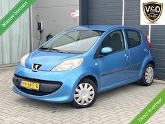 Peugeot 107 - 1.0-12V XR