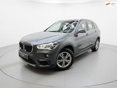 BMW X1 - SDrive18i High Executive AUTOMAAT PDC NAVI SFEERVER