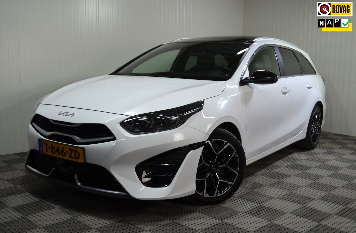Kia Cee'd Sportswagon - Ceed 1.5 T-GDi GT-Line / Pano / Camera / Stoel & Stuur verw./ Elec.klep / 1 eigenaar / NL - AutoWereld.nl
