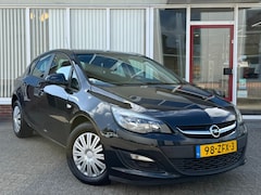 Opel Astra - 1.4 Edition 5 Deurs I Airco I Trekhaak I Cruise I Volledig onderhouden