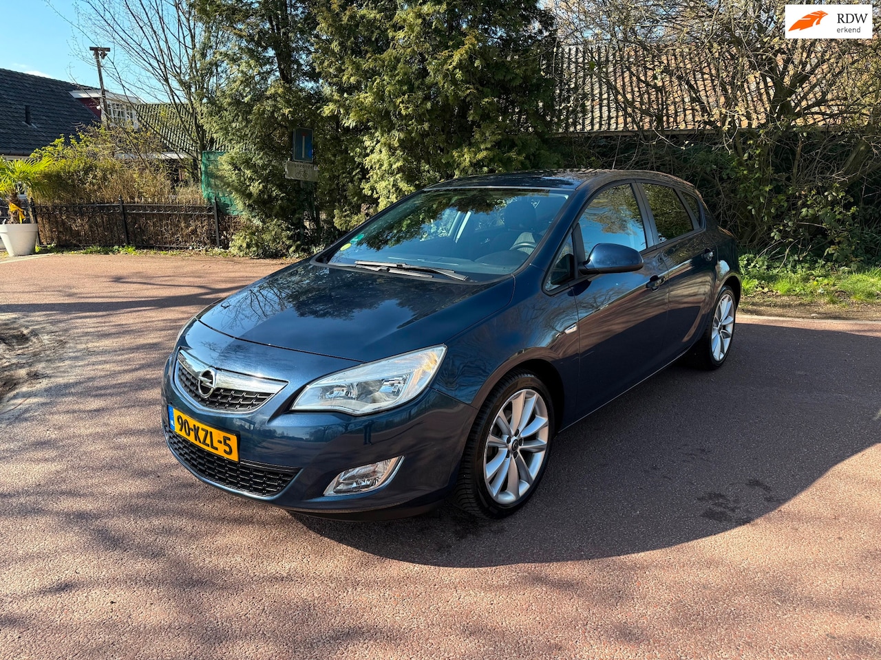 Opel Astra - 1.4 Turbo Edition / Navi / Airco / CarPlay / Aux / pdc / Apk / Lm - AutoWereld.nl