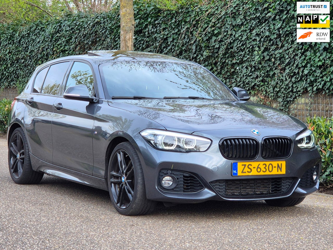 BMW 1-serie - M Sport Edition Schuifdak Keyless Apple CarPlay BlackPanel M Remmerij 118i Edition M Sport - AutoWereld.nl