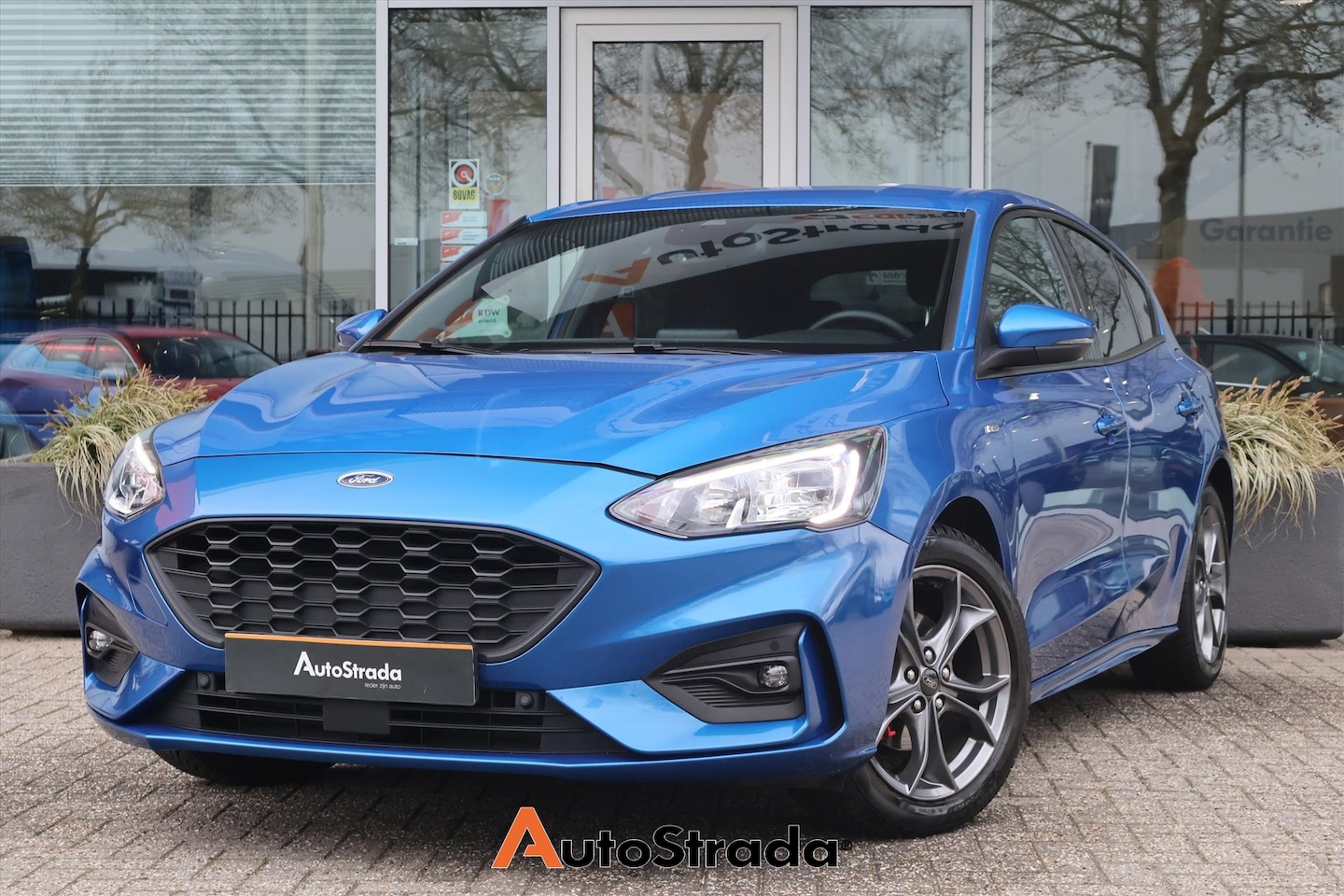 Ford Focus - 1.0 ST-Line 155pk | Cruise | Virtual | Navigatie | LED | Winter Pakket | Climate | Carplay - AutoWereld.nl