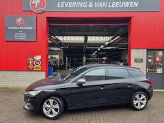 SEAT Leon - 1.5 eTSI FR Business Intense Automaat/ Stuur en stoel verwarming/ Navigatie/ Adapt. Cruise