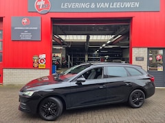 SEAT Leon Sportstourer - 1.0 eTSI Style Business Intense Automaat/ Elekt. Trekhaak/ Stuur en stoel verwarming/ Rijk