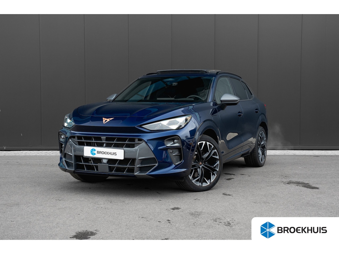 CUPRA Terramar - 1.5 TSI e-Hybrid 272pk VZ Performance | Garantie t/m 2030 | Panoramadak | Trekhaak | 360 C - AutoWereld.nl