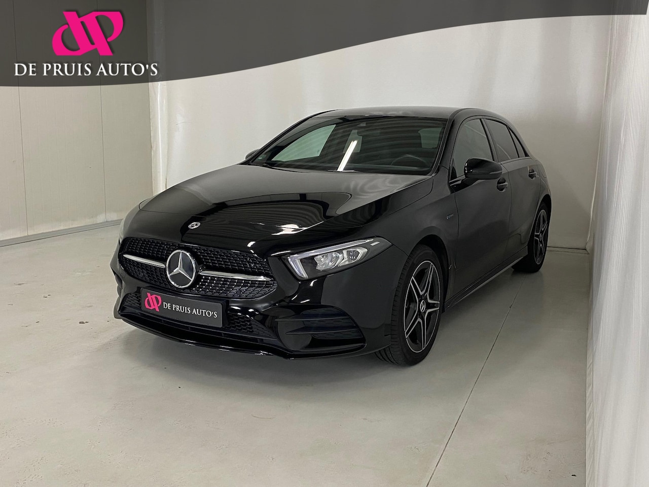 Mercedes-Benz A-klasse - 250 e Business Solution AMG Limited Camera Trekhaak Wegklapbaar Navi Led Apple Carplay MBU - AutoWereld.nl