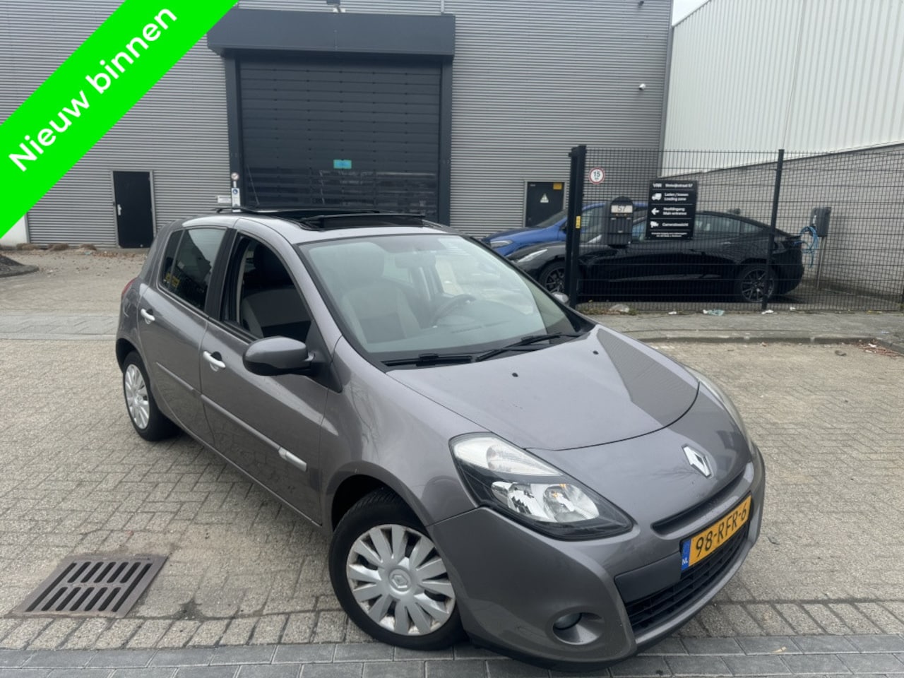 Renault Clio - 1.5 dCi Panorama Clima Airco Parisienne - AutoWereld.nl