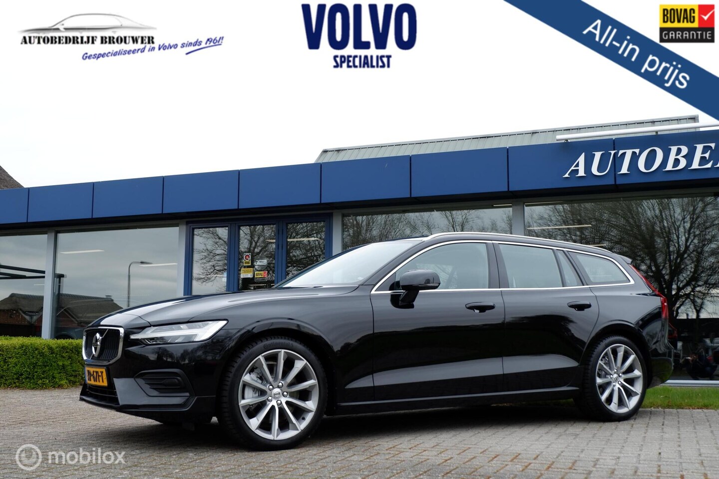 Volvo V60 - T5 250PK GEARTRONIC8 MOMENTUM | ACC | BLIS | LEDER | STANDKACHEL | THK - AutoWereld.nl
