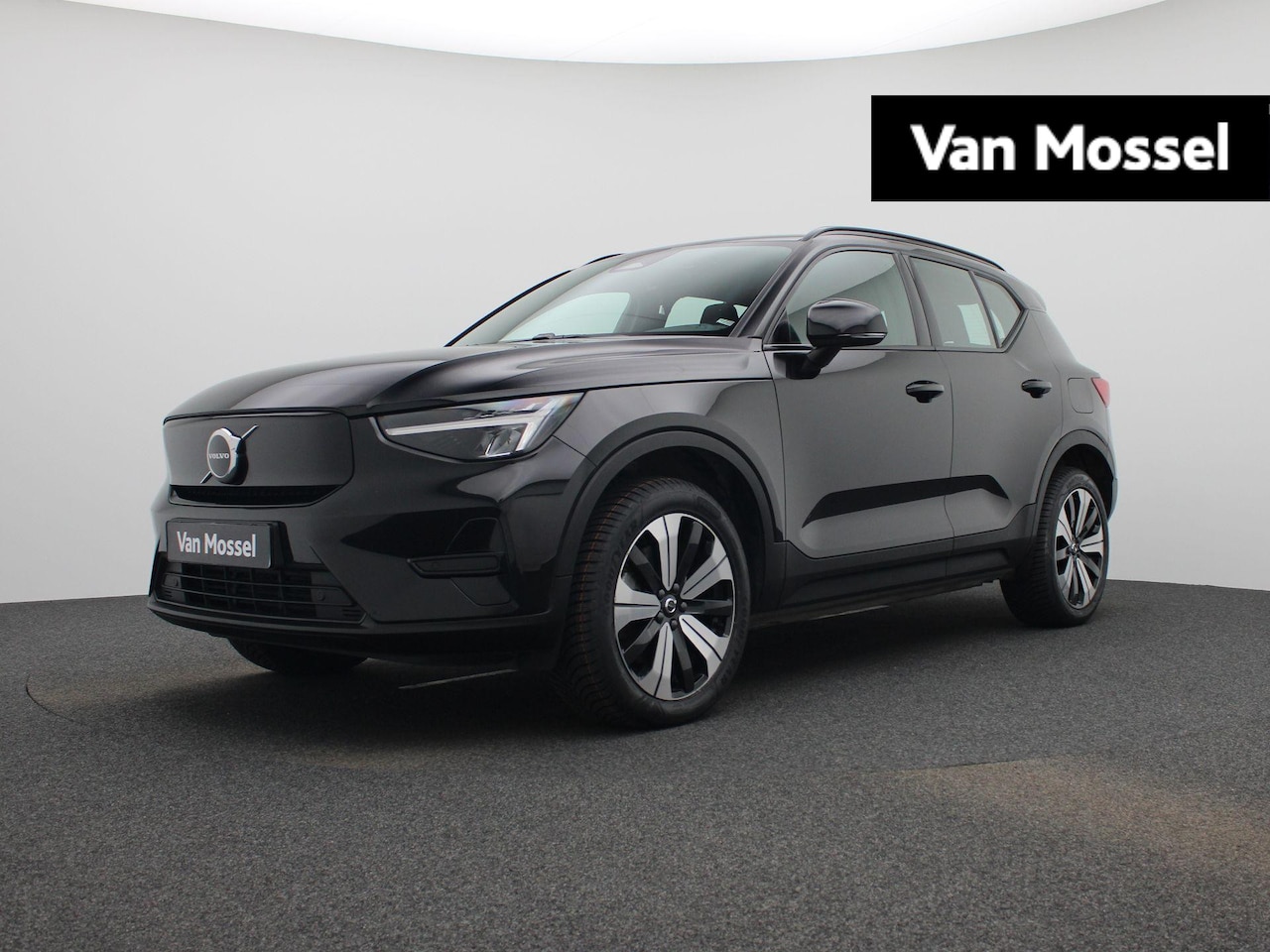 Volvo XC40 - Recharge Core | Apple carplay/Android auto | Lichtmetalen velgen - AutoWereld.nl
