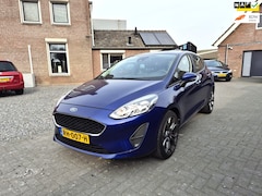 Ford Fiesta - 1.1 Trend Nieuw model Navi Clima Cruise Lijn detectie