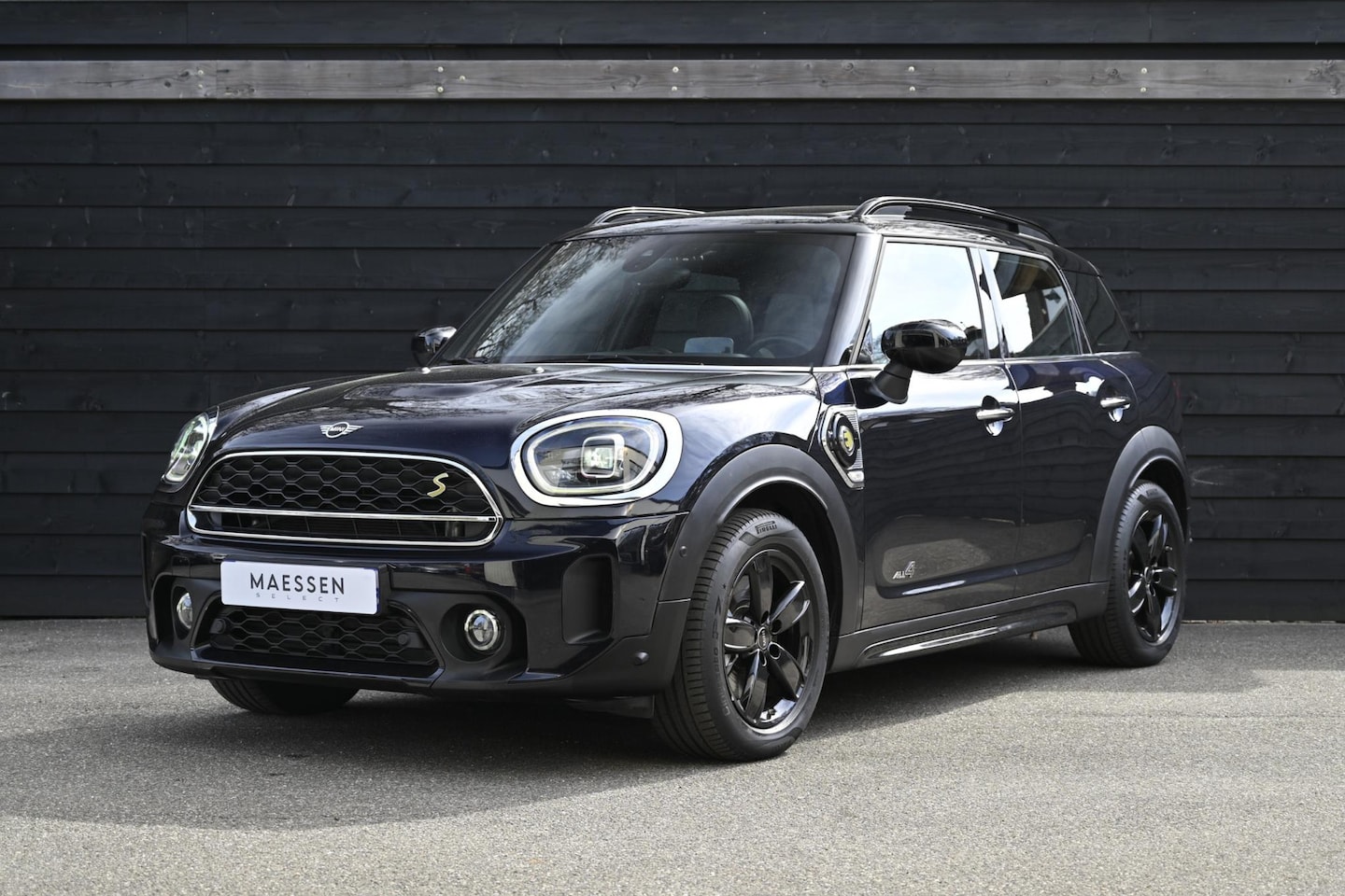 MINI Countryman - Mini 1.5 Cooper S E ALL4 | Pano| H&K Audio | HUD | ACC | Elk. Stoelen - AutoWereld.nl