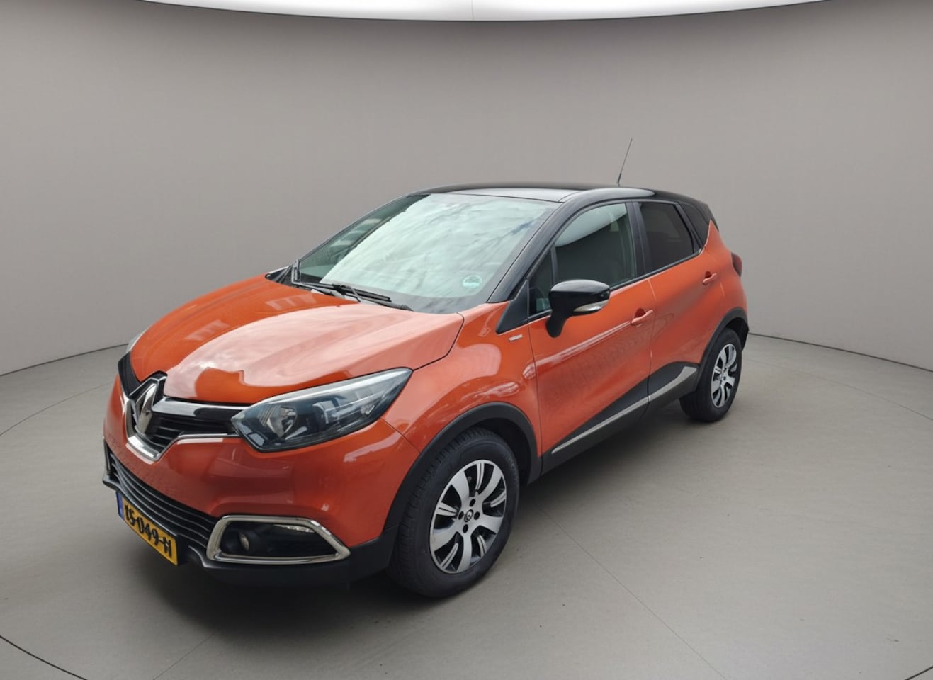 Renault Captur - 1.2 TCe Wave 1.2 TCe Wave, Automaat, Airco, Trekhaak, PDC, Bluetooth. - AutoWereld.nl