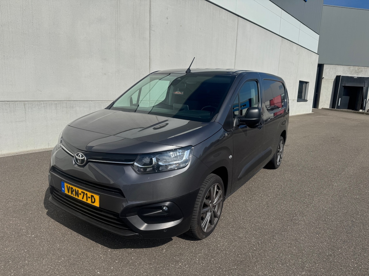 Toyota ProAce City - 1.2 Turbo Live Lang 1ste eigenaar - AutoWereld.nl