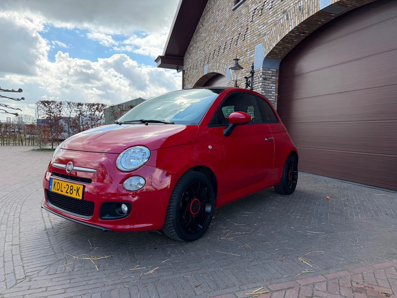 Fiat 500 - 500S 1.2 69 Pk Airco/Bluetooth/City/USB/Elekt Ramen/Elekt Spiegels/16 Inch/PDC/Digitale Te - AutoWereld.nl