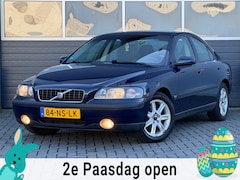 Volvo S60 - 2.4 | Trekhaak | Cruise | Navi | Clima