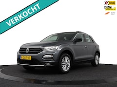Volkswagen T-Roc - 1.5 TSI 150pk Style Business Trekhaak/Camera/Winterpakket/Trekgew. 1500 kg