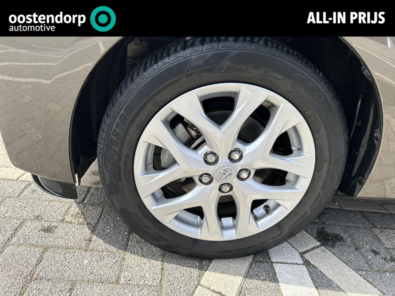 Toyota Verso S - 1.3 VVT-i Trend 1.3 VVT-i Trend (Panoramadak - Cruise control) - AutoWereld.nl