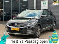 Volkswagen T-Roc - 1.5 TSI Sport/VIRTUAL COCPIT/CAMERA/NAVI/CARPLAY/STOELVERWARMING