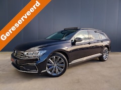 Volkswagen Passat Variant - 1.4 TSI PHEV GTE 1e EIGENAAR PANO DAK CAMERA NAVI ADAPT CRUISE CARPLAY LED ECC TREKHAAK