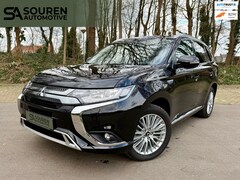 Mitsubishi Outlander - Intense+ 2.4 PHEV/18"/Adaptieve cruise/Dodehoek/LED/Stoelverwarming/PDC v+a/Camera/Apple C