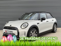 MINI Cooper - 1.5 Navi/Apple/Leder 2e Paasdag geopend van 12:00 tot 16:00 uur