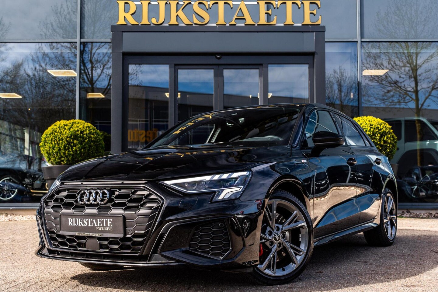 Audi A3 Sportback - 45 TFSI e S-Line|CARPLAY|ACC|MATRIX|18'' - AutoWereld.nl
