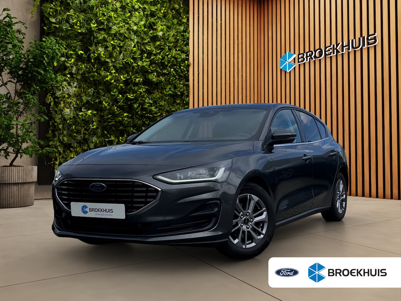 Ford Focus - 1.0 EcoBoost Hybrid Titanium | Draadloos CarPlay | Groot scherm | Navi | Park Assist | Lan - AutoWereld.nl
