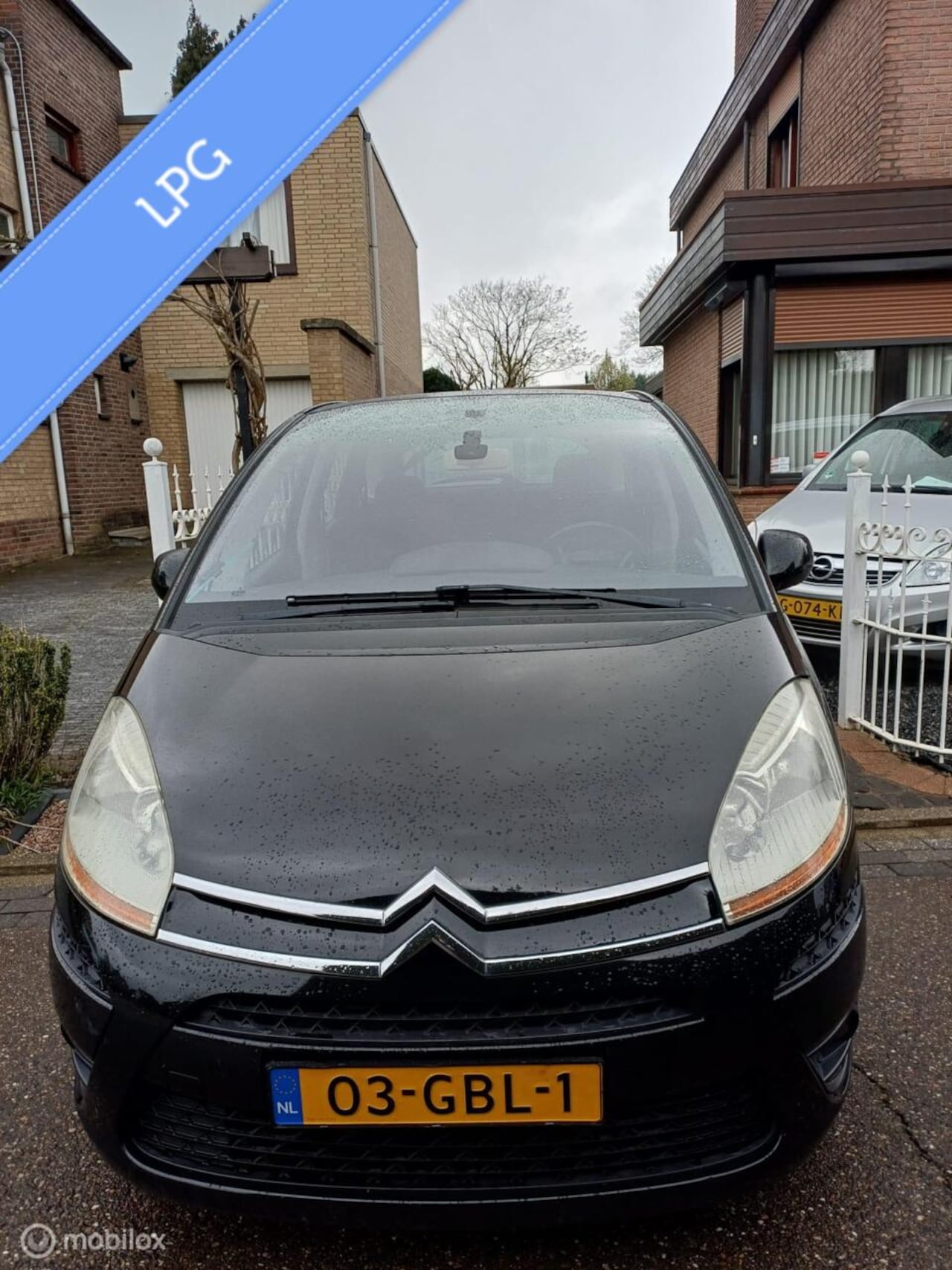 Citroën C4 Picasso - 1.8-16V Ambiance 5p. 1.8-16V Ambiance 5p. - AutoWereld.nl