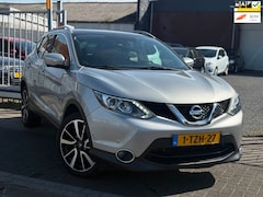 Nissan Qashqai - 1.2 Tekna | Panoramadak | Trekhaak | Lederen bekleding |