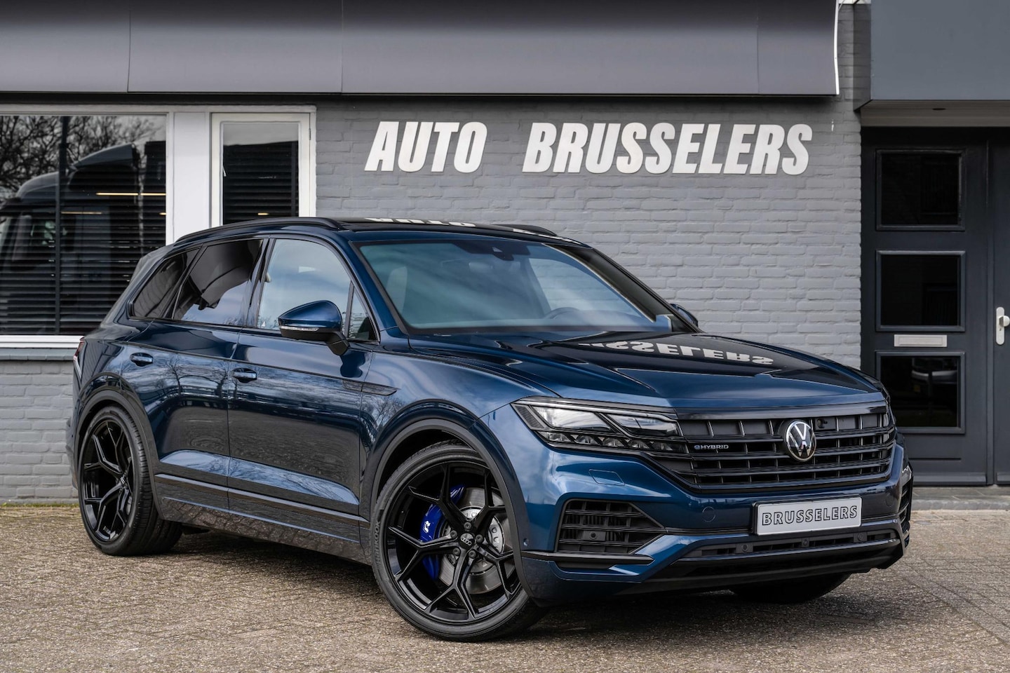 Volkswagen Touareg - 3.0 TSi eHybrid 4MOTION Mega compleet Dealer Onderhouden - AutoWereld.nl