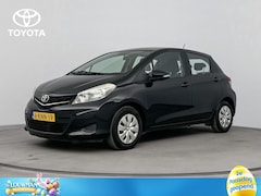 Toyota Yaris - 1.0 VVT-i Aspiration | Trekhaak | Lage km stand | Airco