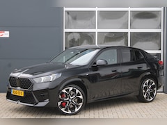 BMW X2 - SDrive20i M-Sport Pro | Pano | HK | HUD | Memory | 21'' | Iconic Glow