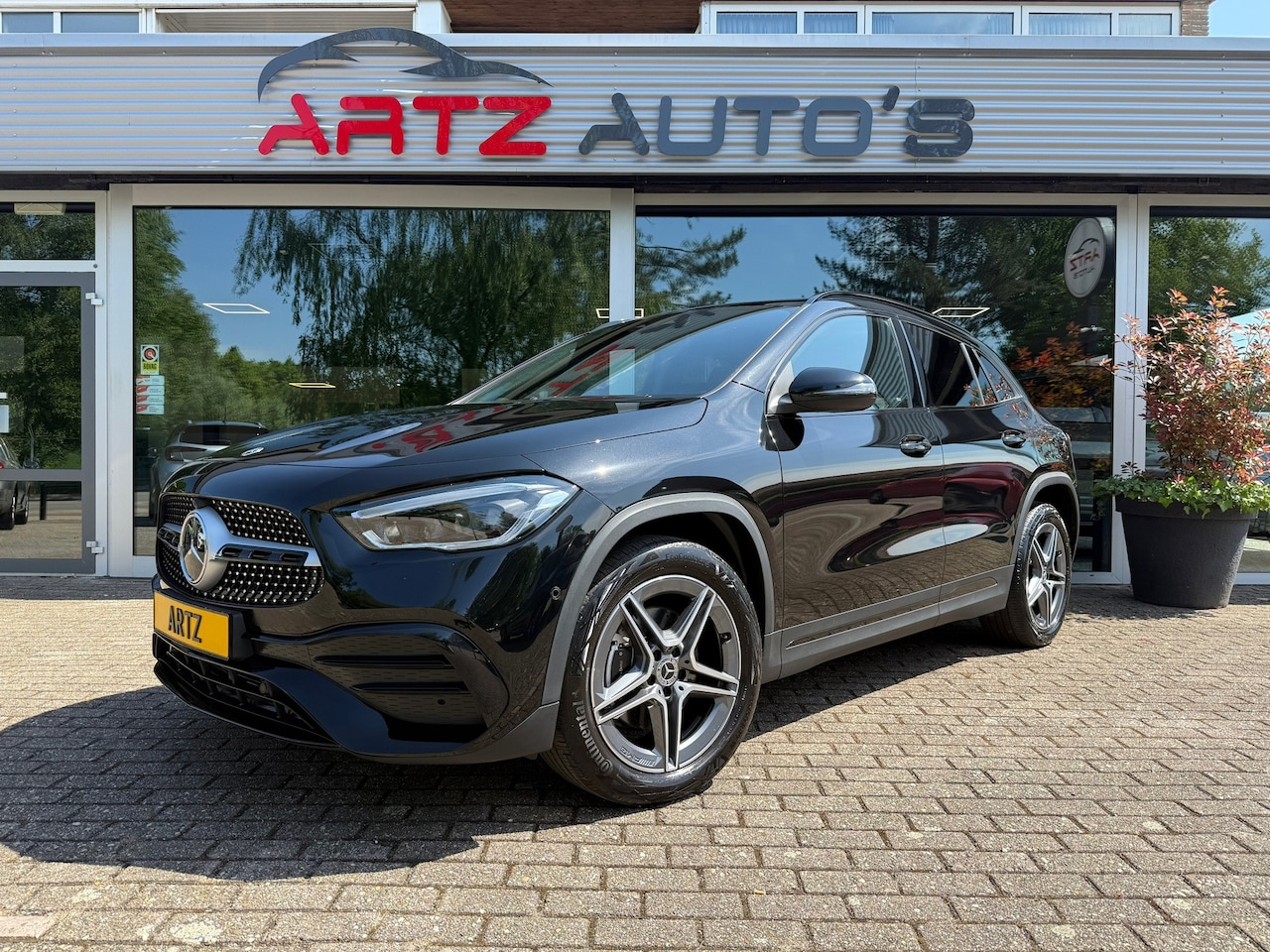 Mercedes-Benz GLA-Klasse - 250 e AMG Black Line I Panoramadak I Multibeam - AutoWereld.nl