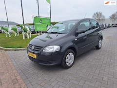 Volkswagen Fox - 1.2 Trendline / Zeer nette auto / APK februari 2027