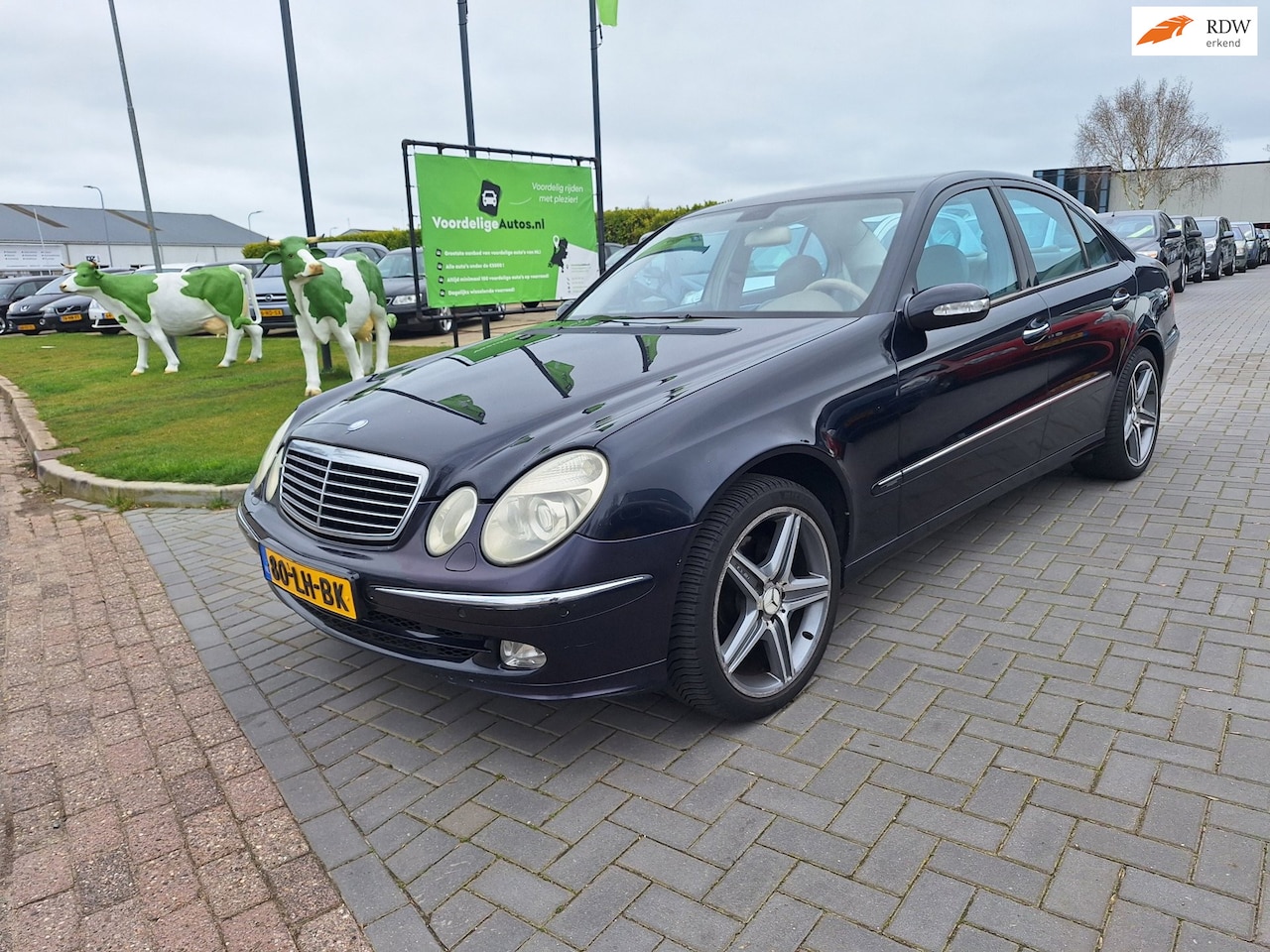 Mercedes-Benz E-klasse - 320 Avantgarde / Mooie auto / APK april 2027 - AutoWereld.nl