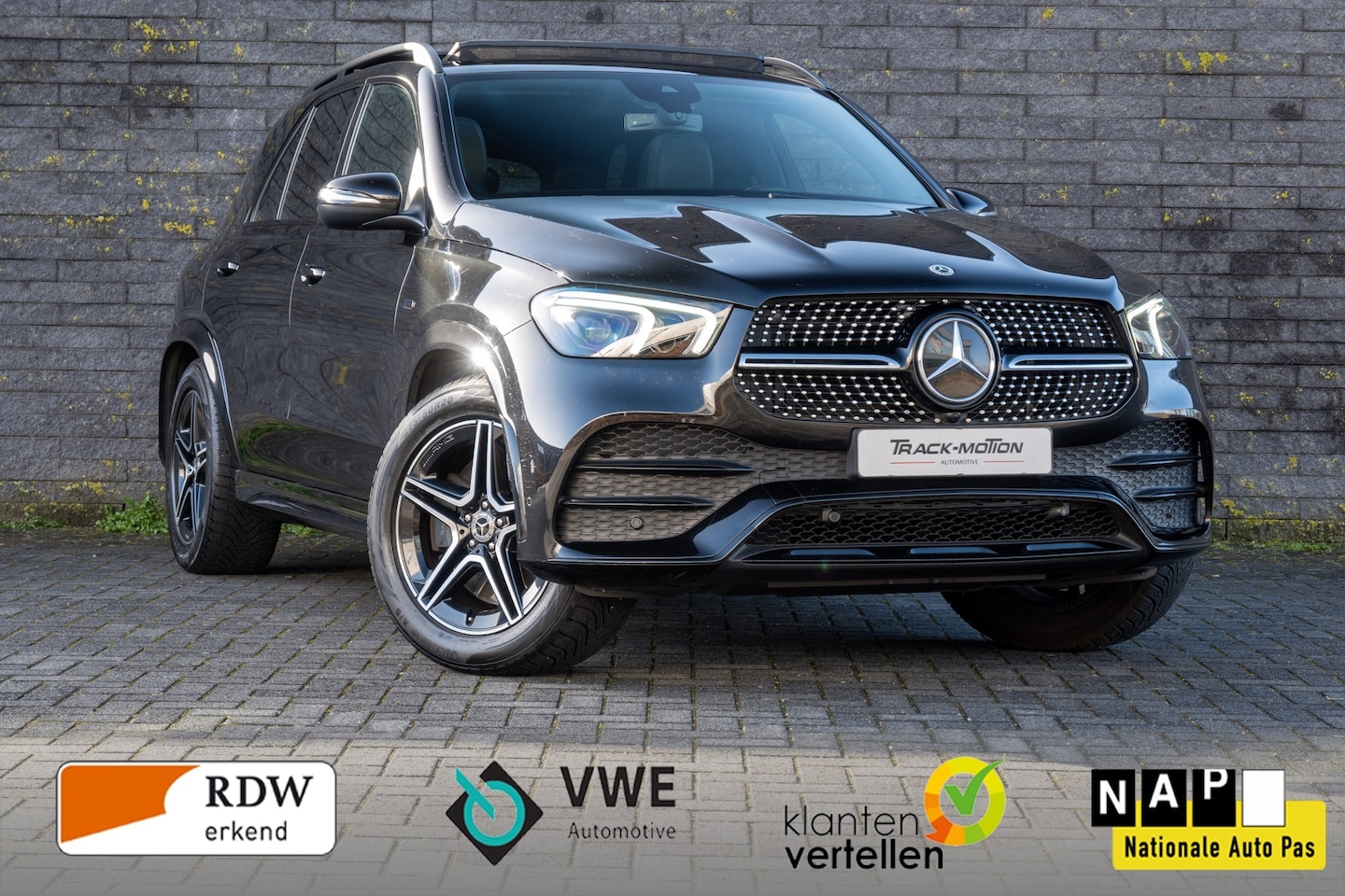 Mercedes-Benz GLE-Klasse - 350 de 4MATIC AMG-line Panoramdak - AutoWereld.nl