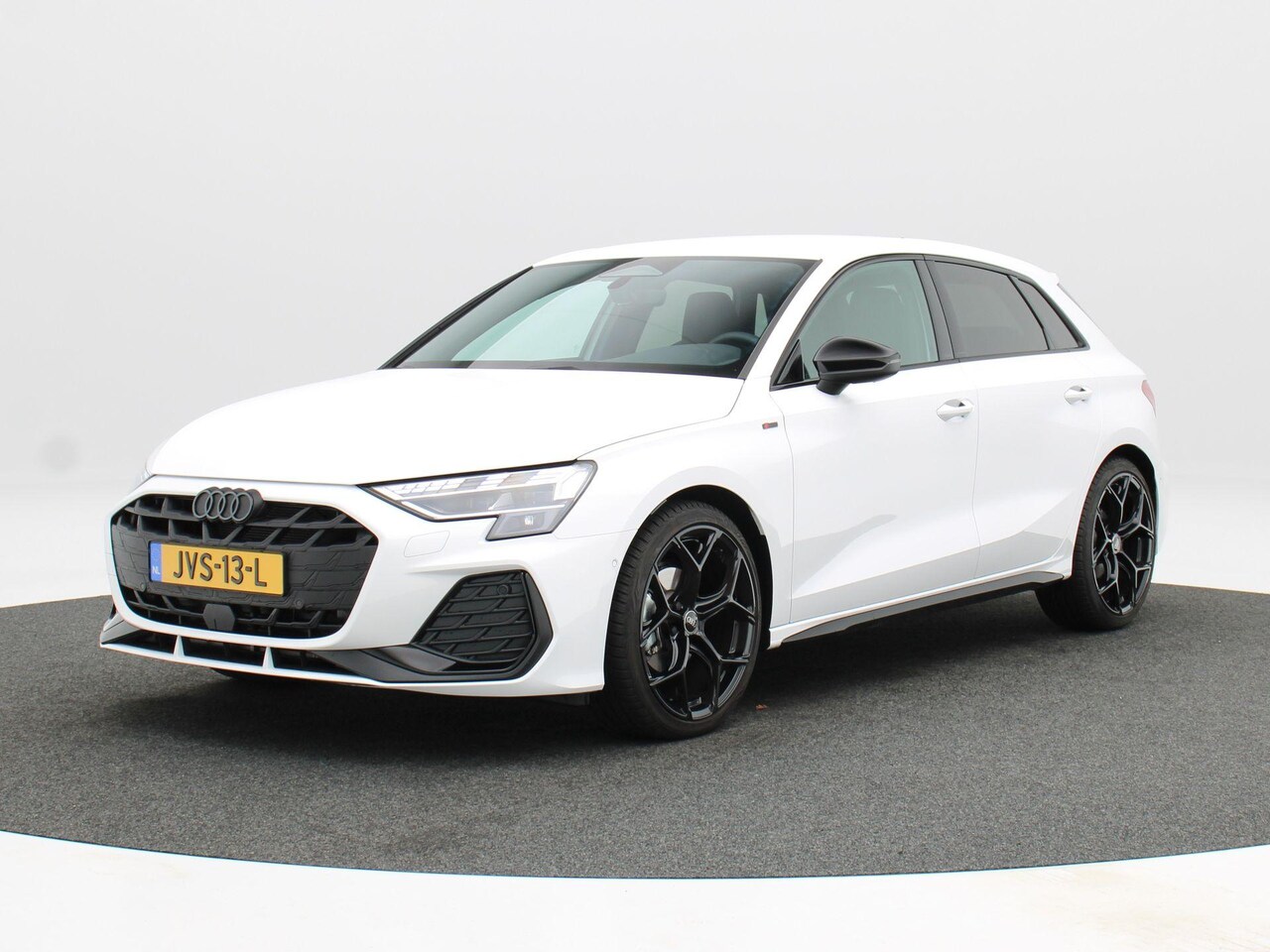 Audi A3 Sportback - 30 TFSI | 116 PK | S edition | | Privacy glas | 19 inch velgen | Sonos 3d | Led voor + dyn - AutoWereld.nl