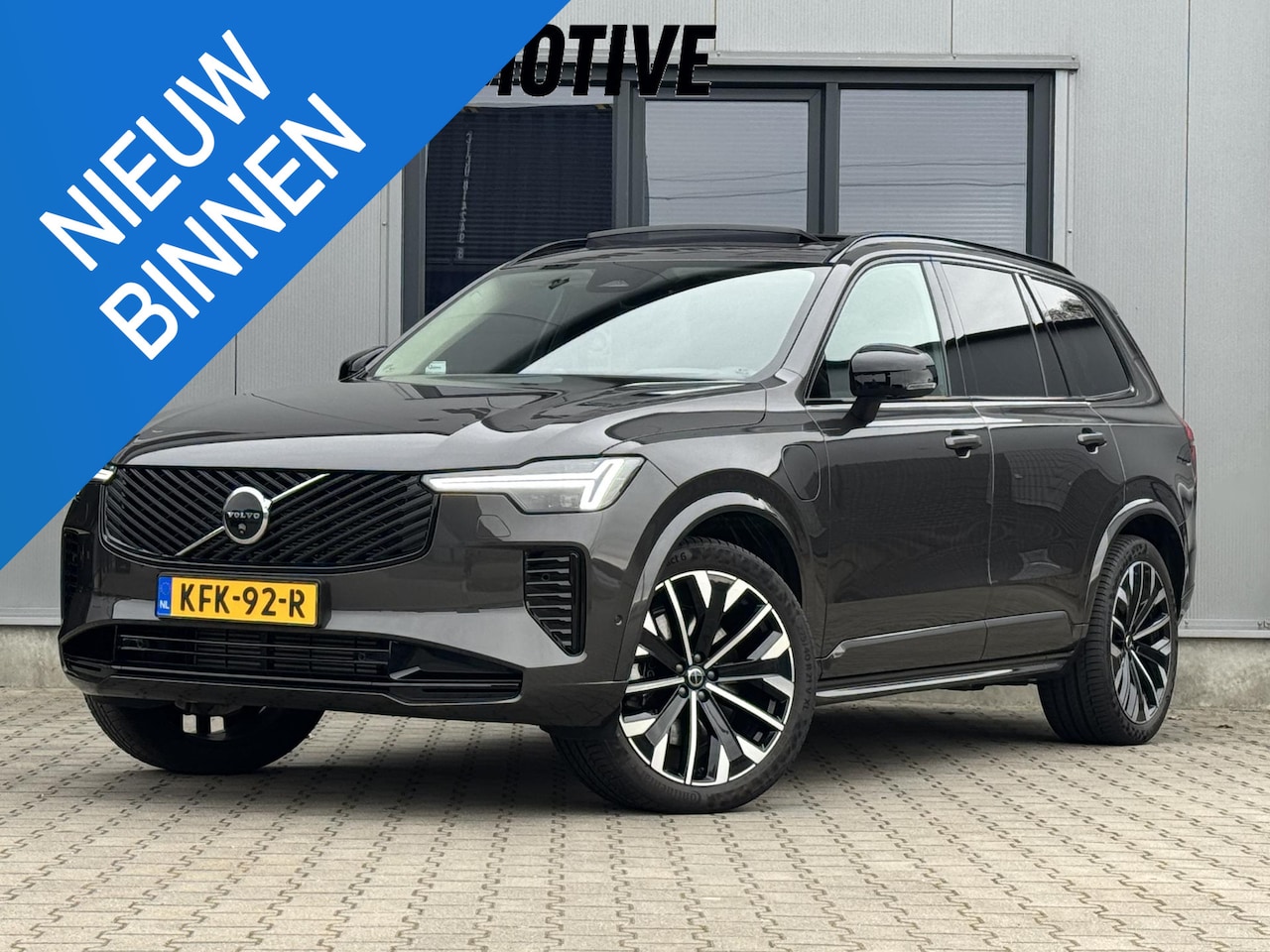 Volvo XC90 - 2.0 T8 Plug-in hybrid AWD Ultra Dark 455 pk | Luchtvering | Trekhaak | B&W geluid | Massag - AutoWereld.nl