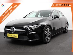 Mercedes-Benz A-klasse - 180 136pk DCT Progressive Navigatie Parkeersensoren Camera Cruise Control Stoelverwarming