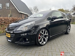 Opel Corsa - 1.6-16V Turbo OPC