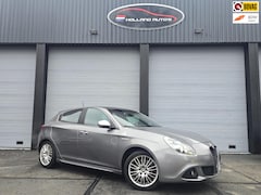 Alfa Romeo Giulietta - 1.7 TBi QV, nette staat, goed rijdend, pano, leder, goed onderhouden