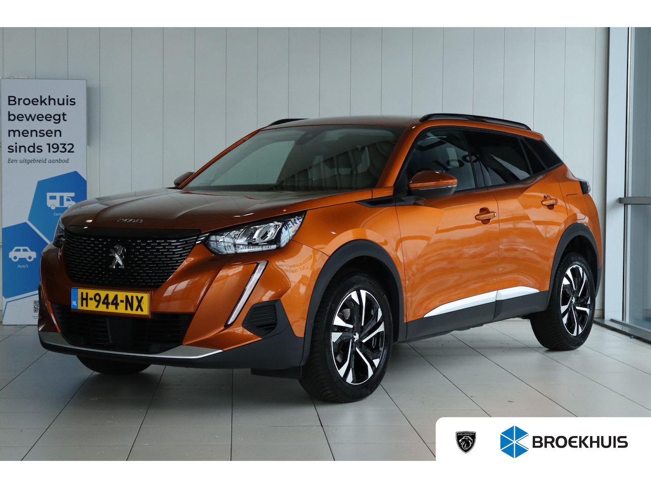 Peugeot 2008 - 1.2 Turbo Allure | Dealer Onderhouden | 1st Eigenaar | Cruise Control | Camera | Navi | Ca - AutoWereld.nl