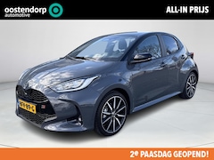 Toyota Yaris - 1.5 Hybrid 130 GR SPORT *PLUS PACK/ JBL/ STUUR- EN STOELVERWARMING/ PANORAMADAK