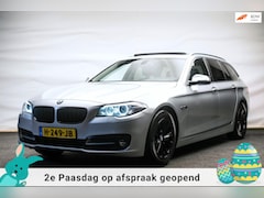 BMW 5-serie Touring - 520d High Executive Automaat [ Panoramadak Luchtvering Bi-Xenon Trekhaak Leder Sportstoele