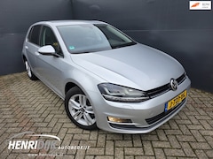 Volkswagen Golf - 1.2 TSI Comfortline Camera / Xenon / Stoelverw / Clima / PDC / LMV
