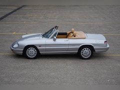Alfa Romeo Spider - 2.0