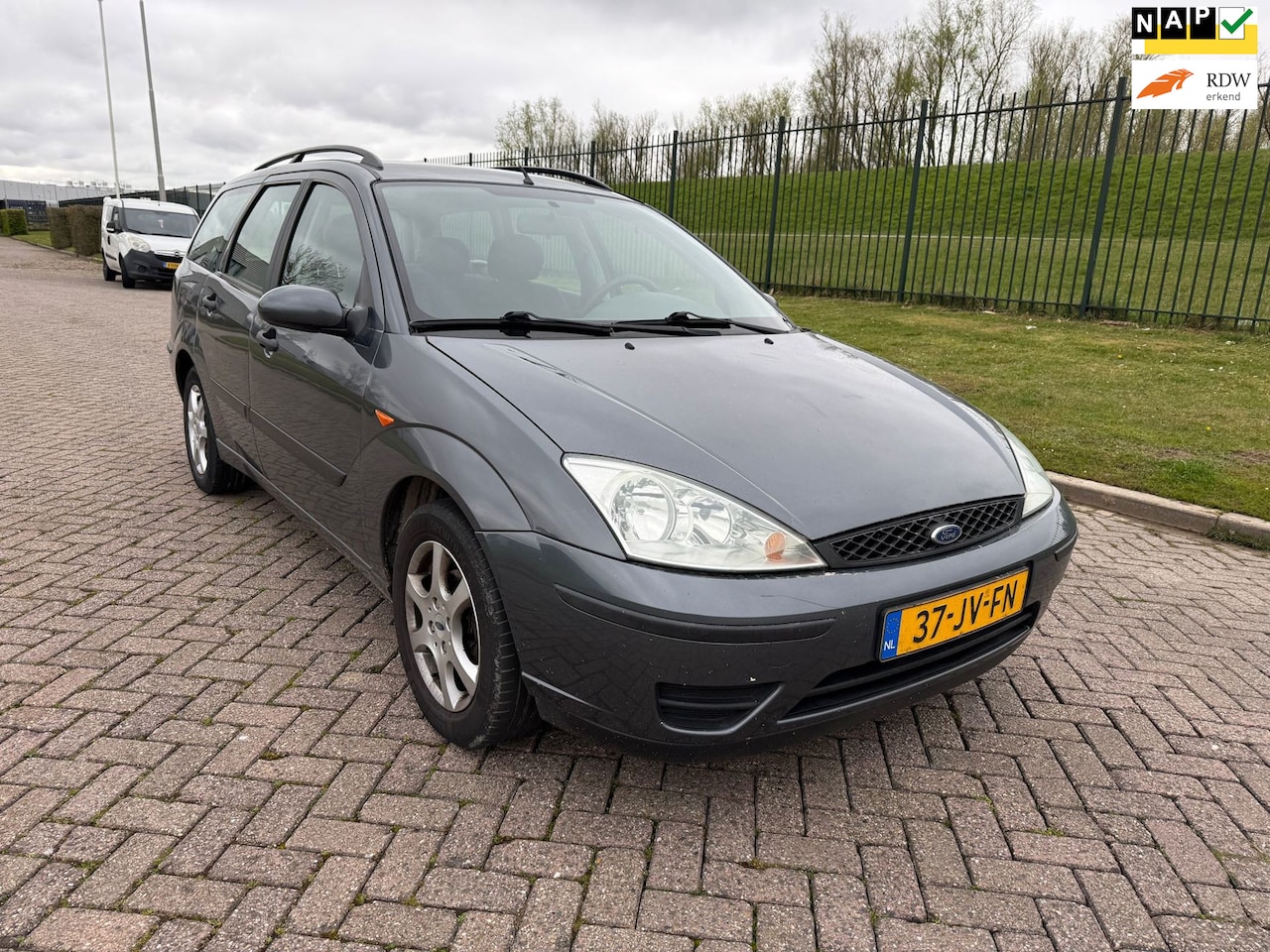 Ford Focus Wagon - 1.6-16V Cool Edition 1.6-16V Cool Edition - AutoWereld.nl