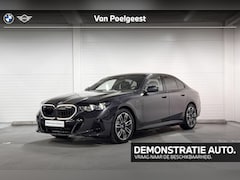 BMW 5-serie - Sedan 530e | M-Sport Pro | Travel Pack | Comfort Pack | Driving Assistant Plus | Harman/Ka