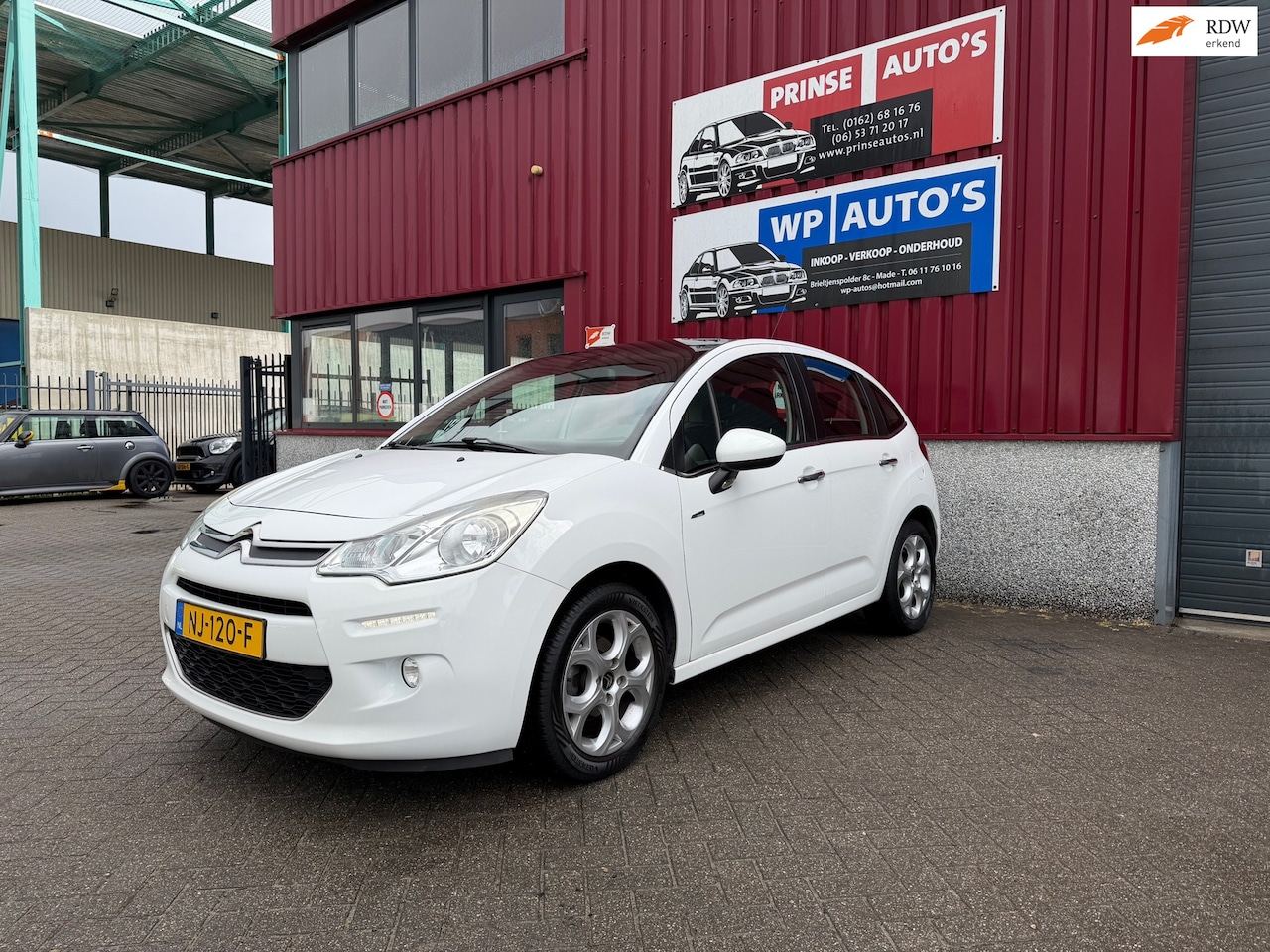 Citroën C3 - 1.2 VTi Exclusive|NIEUWE DISTRIBUTIERIEM|NIEUWE APK| - AutoWereld.nl